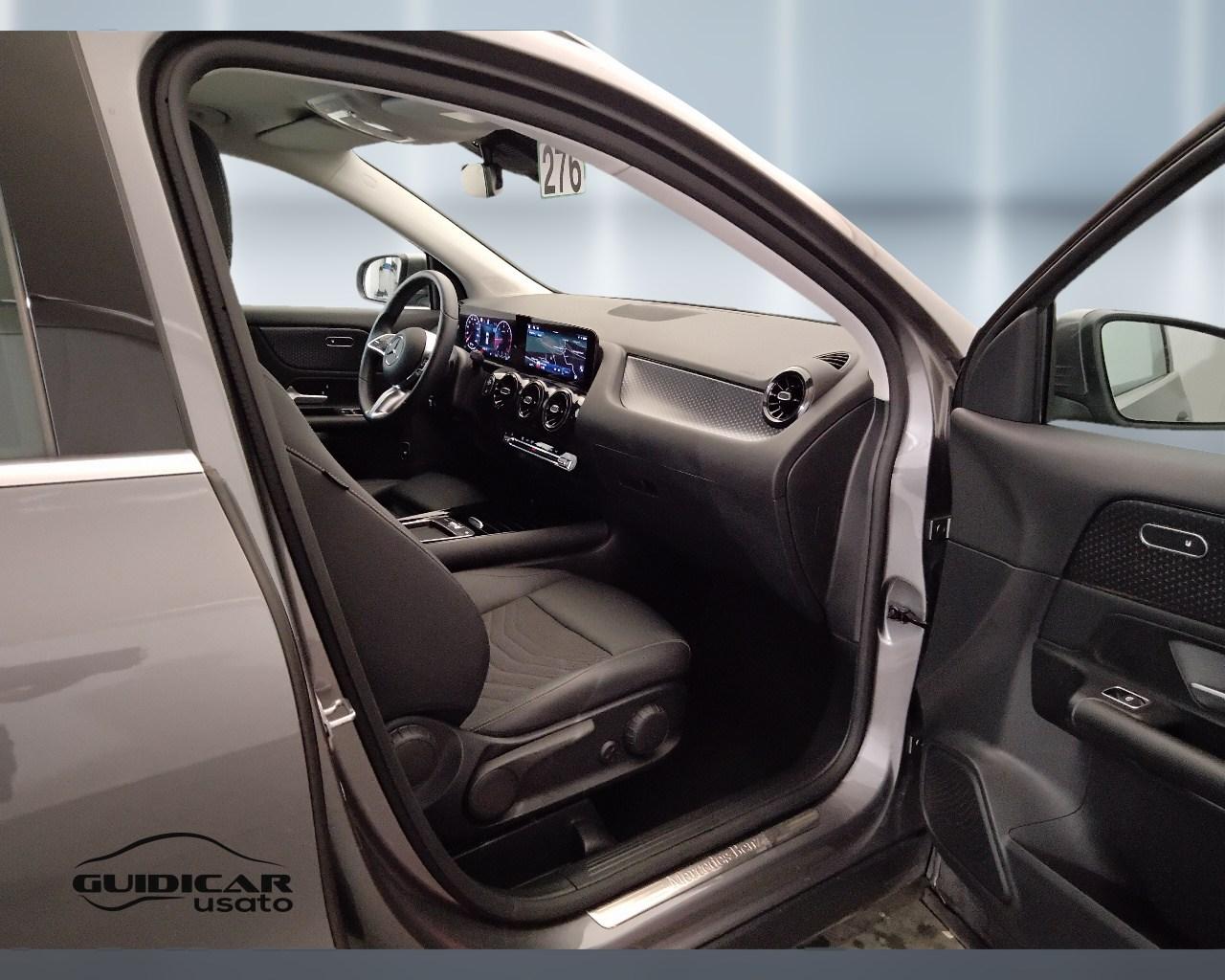 Mercedes-Benz GLA-H247 2023 - GLA 180 d Advanced auto