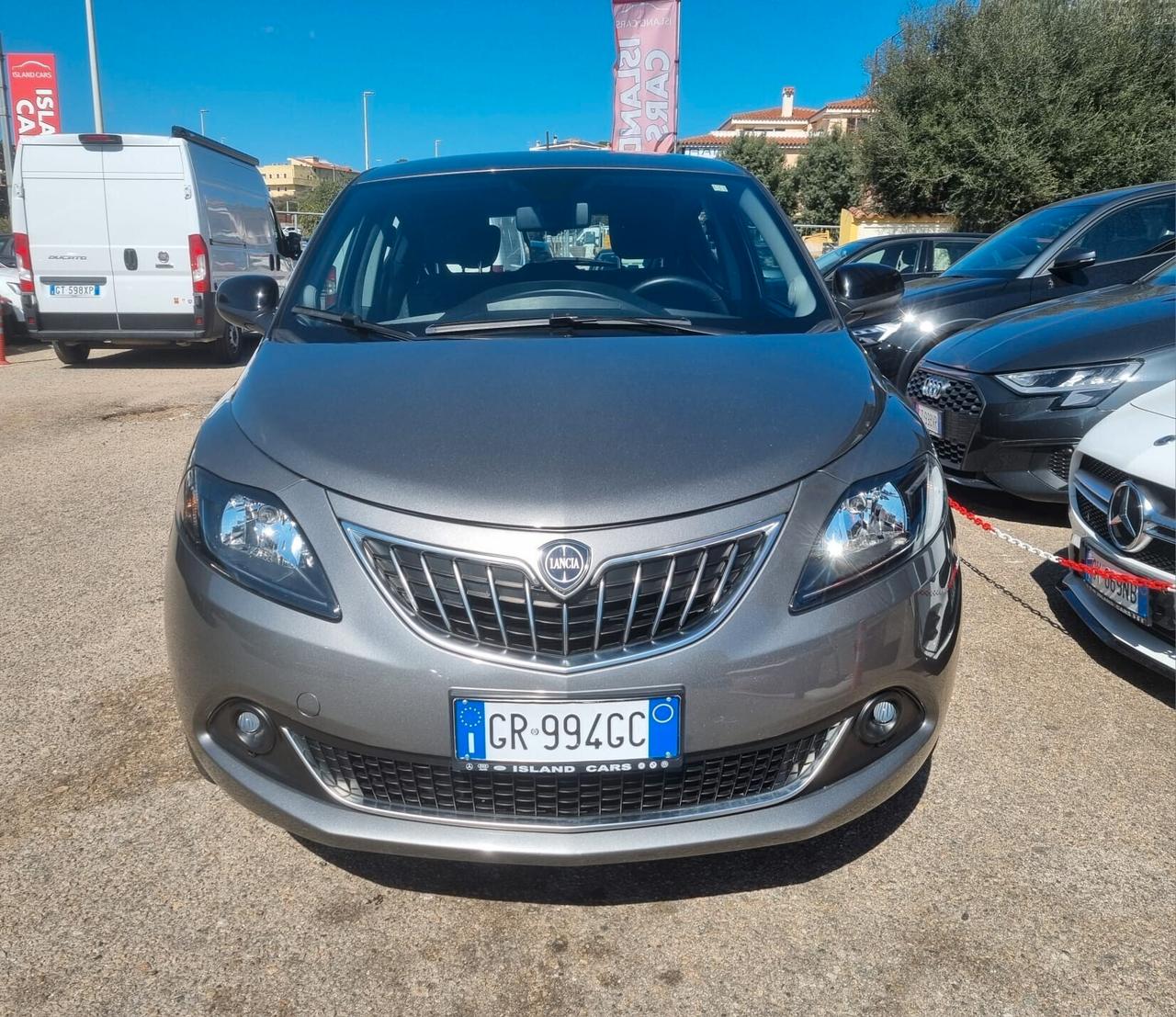 Lancia Ypsilon 1.0 Hybrid Gold