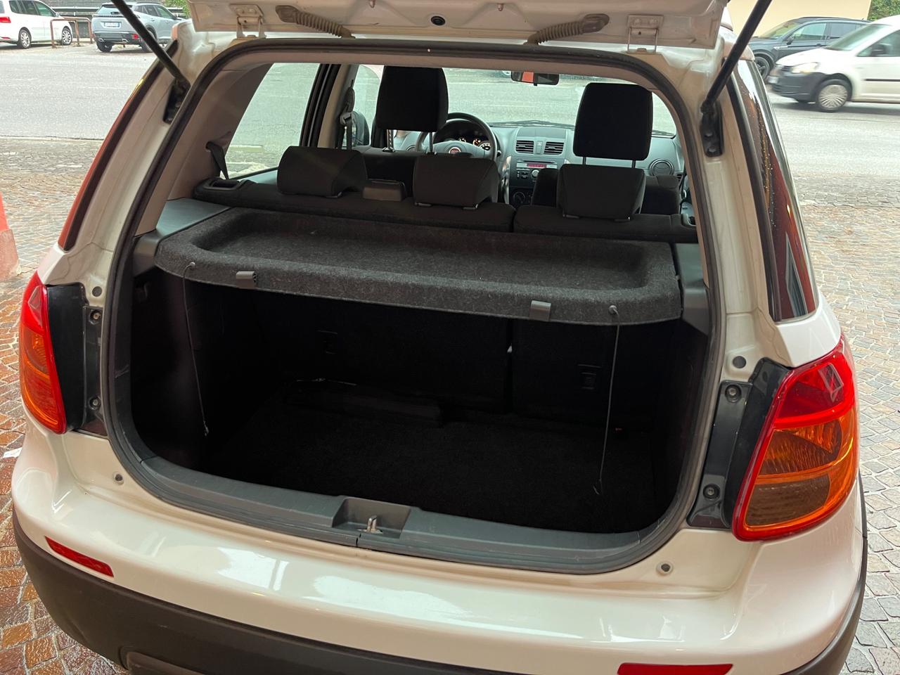 Fiat Sedici 2.0 turbo diesel - EURO 5