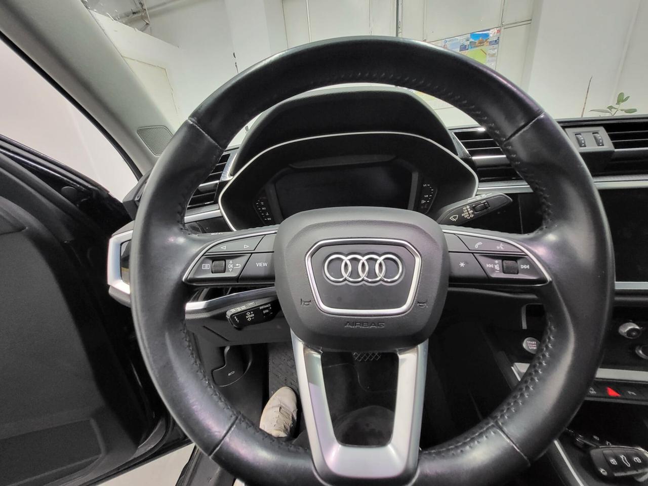 Audi Q3 35 TDI quattro S tronic line edition