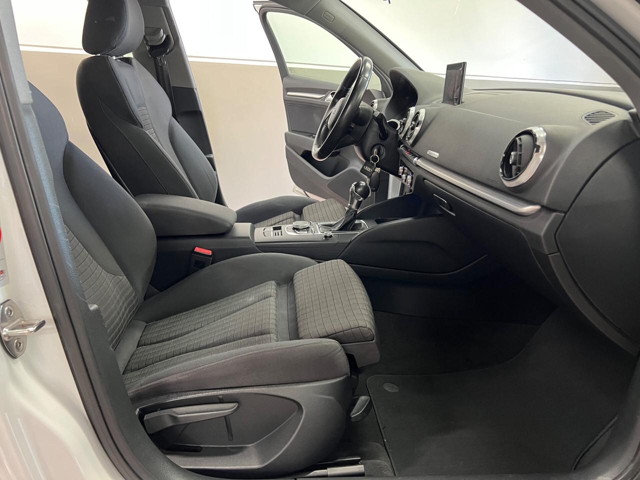Audi A3 SPB 30 TDI S tronic Business