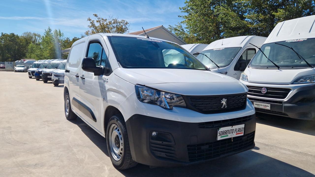 Peugeot PARTNER 1.5 BLUEHDI 100 CV NAVIGATORE