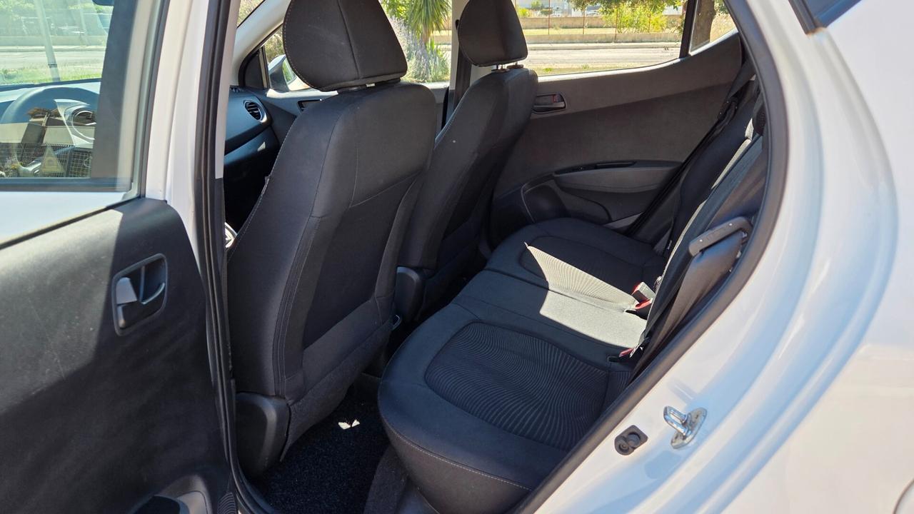 Hyundai i10 1.0 Automatica