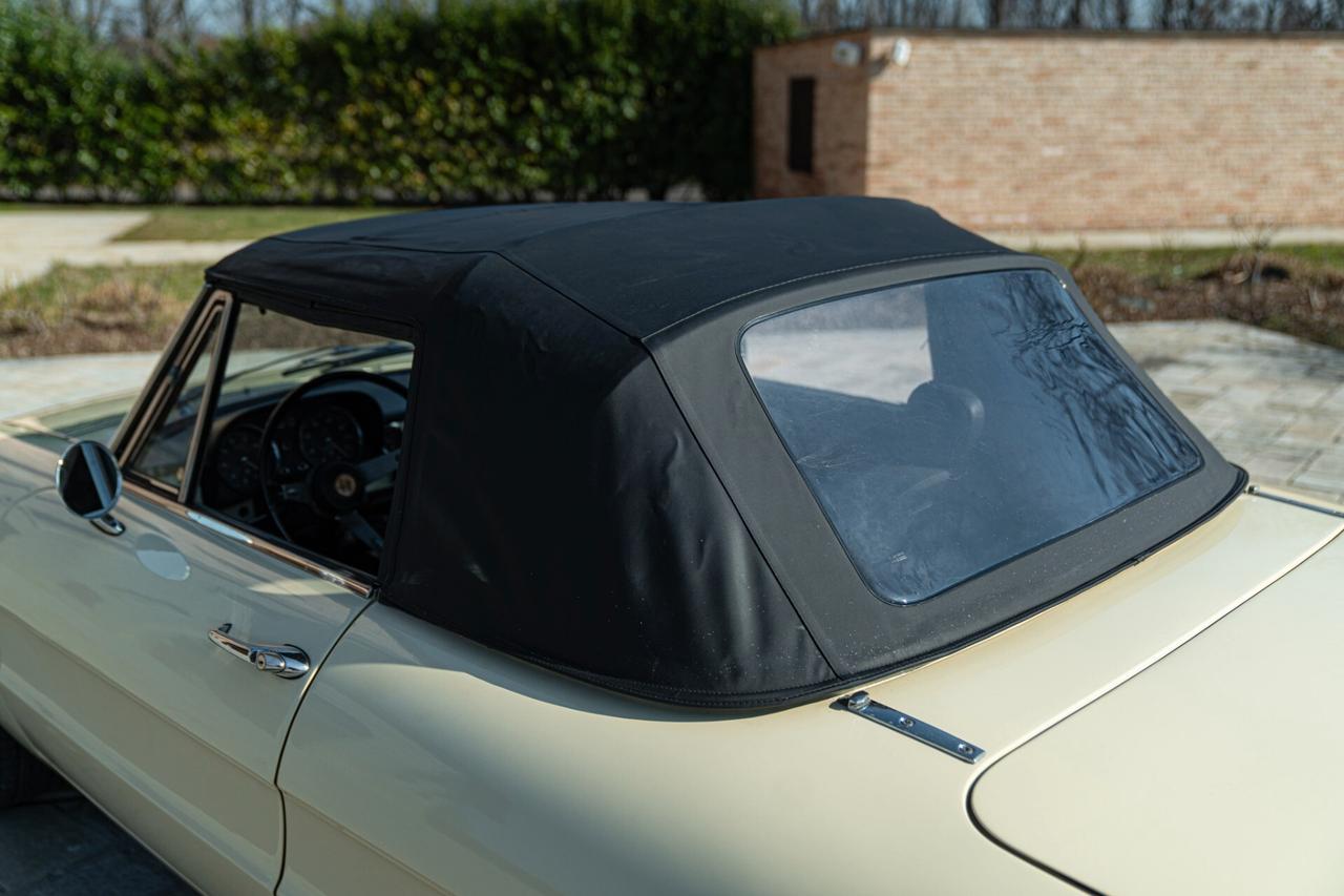 Alfa Romeo 1750 SPIDER VELOCE "OSSO DI SEPPIA" - RDS01385