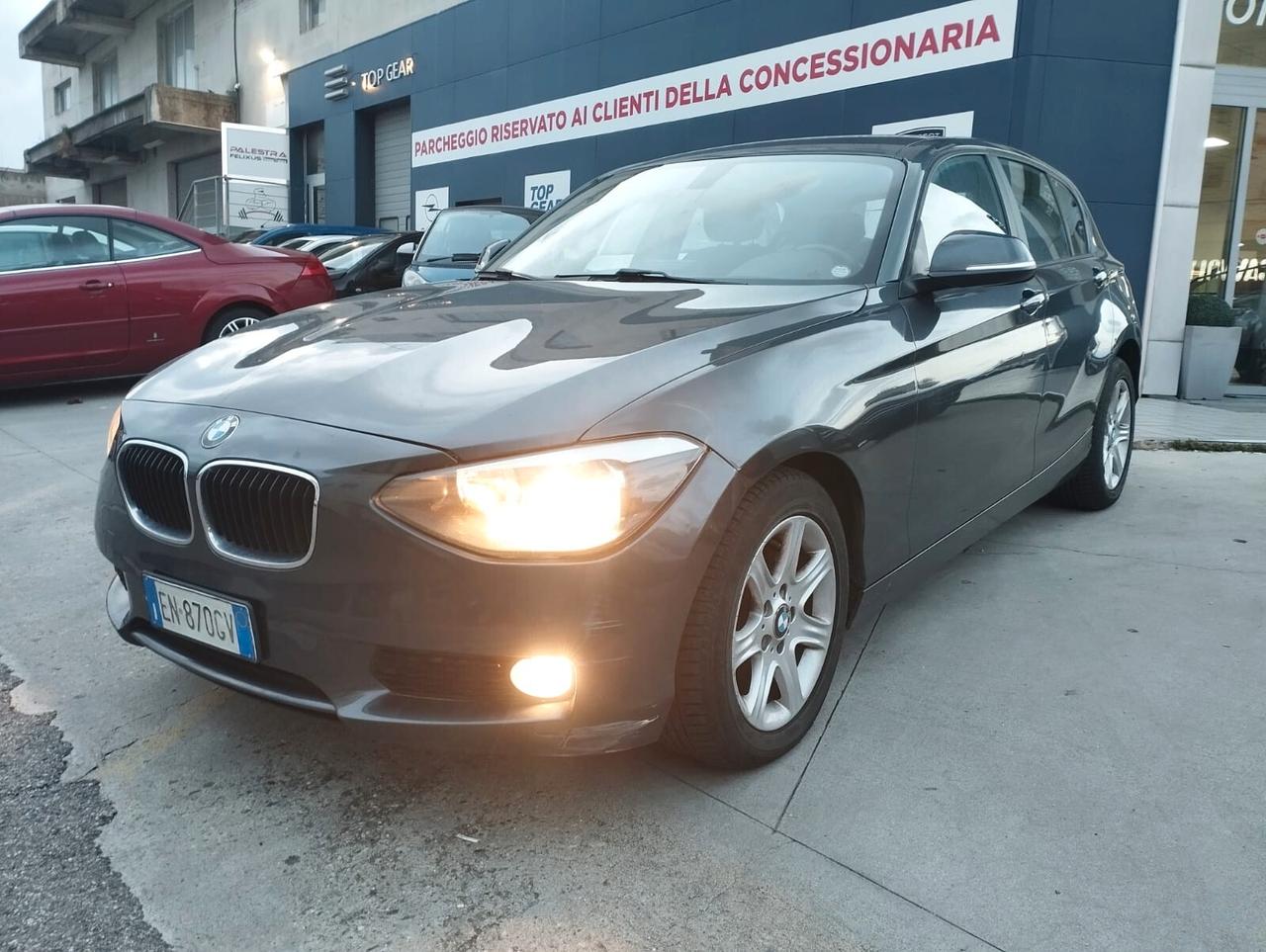 Bmw Serie 1 116d 5p. Unique