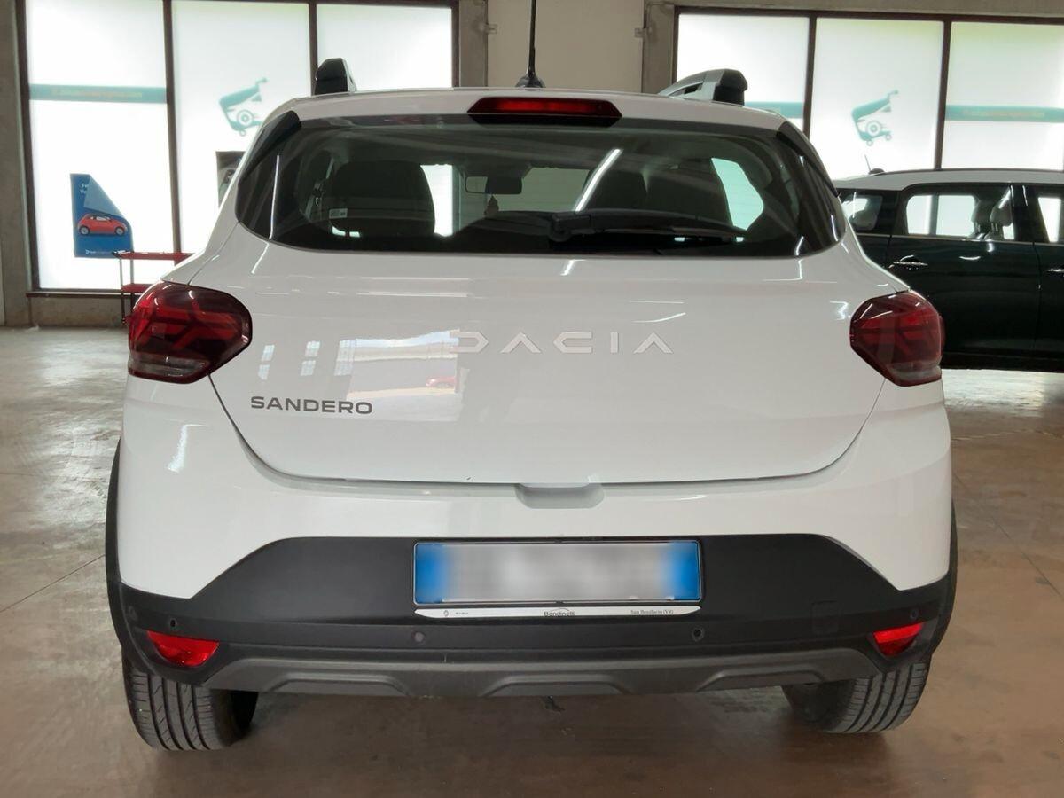 Auto in arrivo Dacia Sandero Stepway 1.0 TCe ECO-G Expression