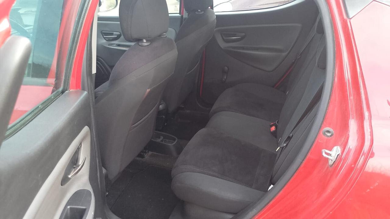 Lancia Ypsilon 1.2 - 2015 PROMO DICEMBRE!