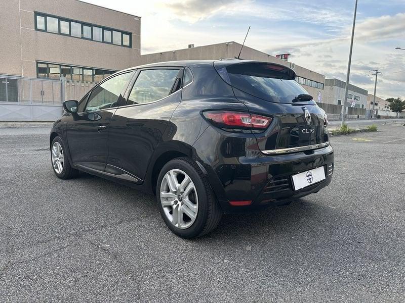 Renault Clio 1.5 DCI 75cv Moschino Intens