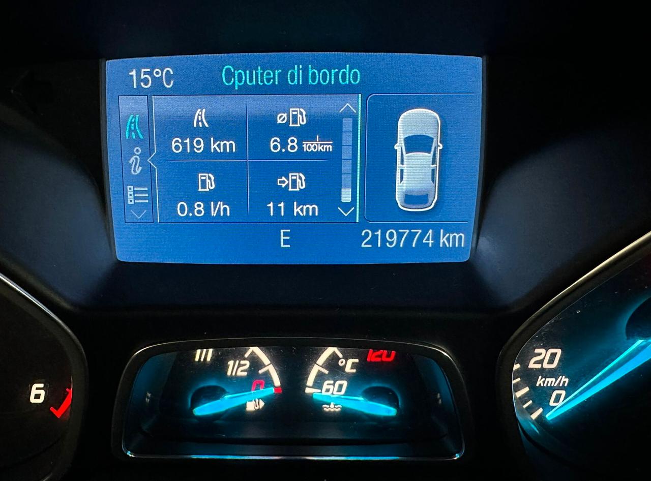 Ford Kuga 2.0 TDCI 140 CV 4WD Titanium