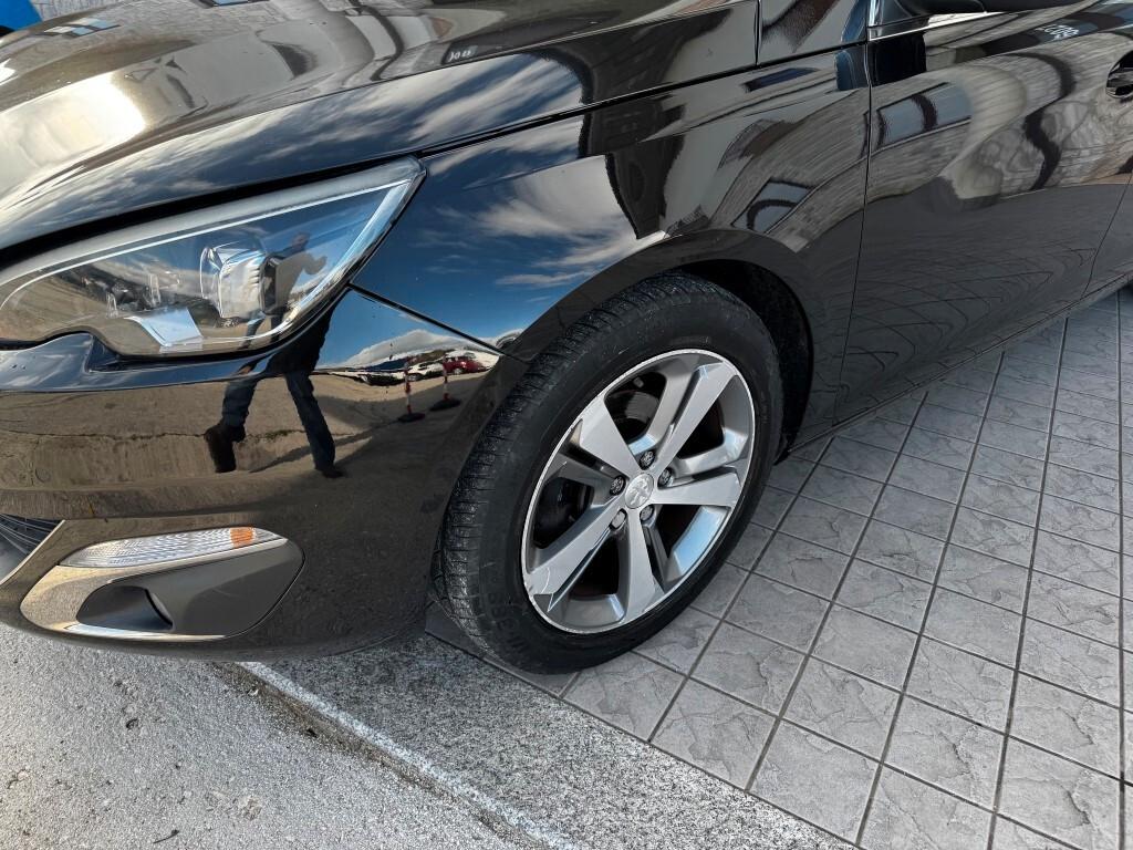 Peugeot 308 BlueHDi 120 S&S SW Allure