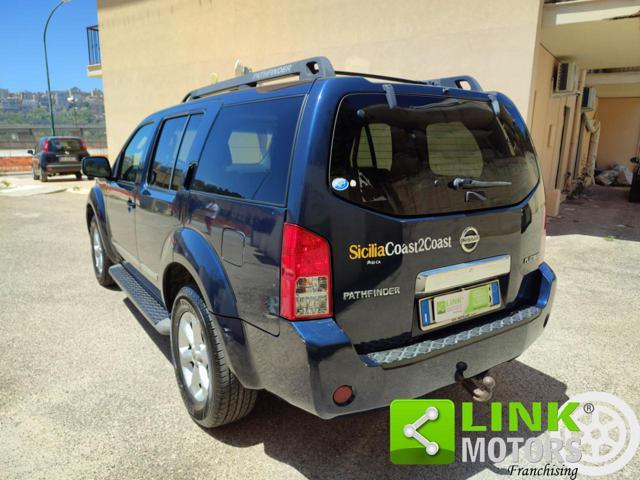 NISSAN Pathfinder 2.5 dCi LE Platinum