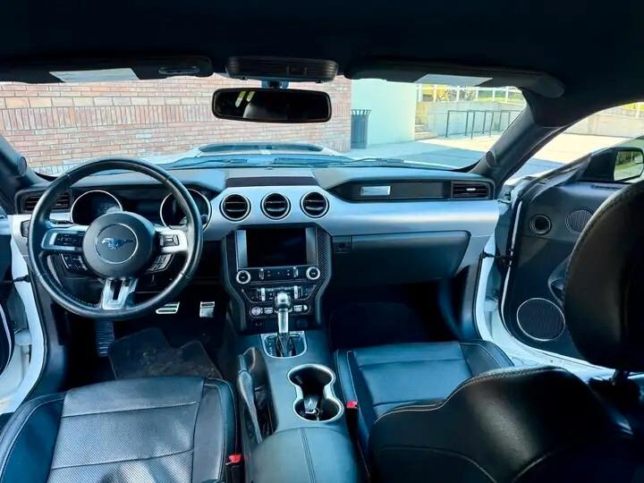 Ford Mustang Fastback 5.0 V8 TiVCT GT Bullitt
