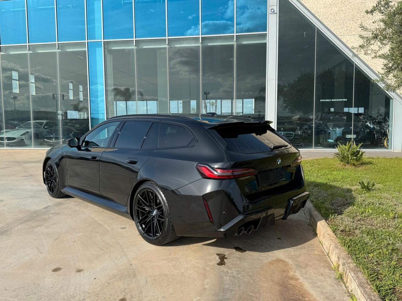 BMW M5 touring 727cv possibilità noleggio no scoring