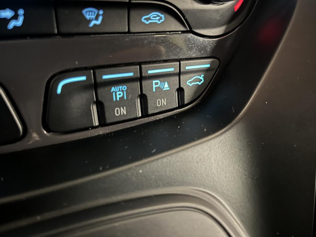 Ford Kuga 2.0 TDCI Titanium 4x4 Gancio