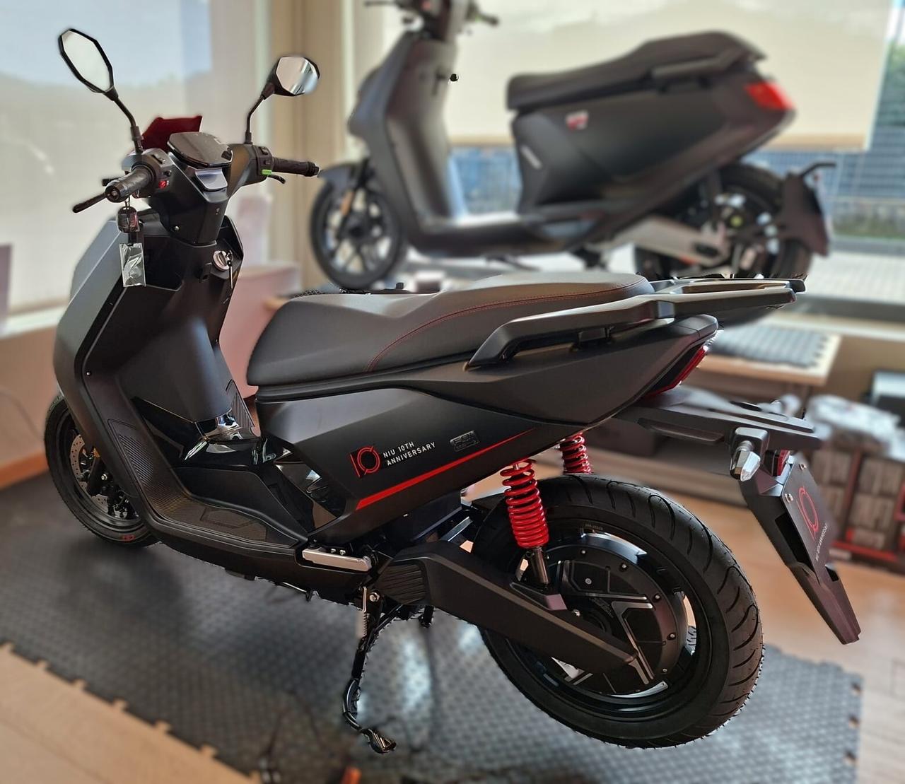 NIU FQi500 Anniversary