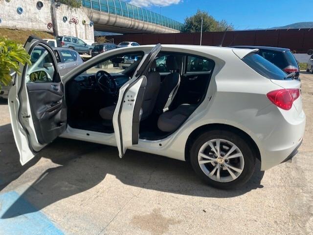 Alfa Romeo Giulietta 1.6 JTDm-2 105 CV Exclusive