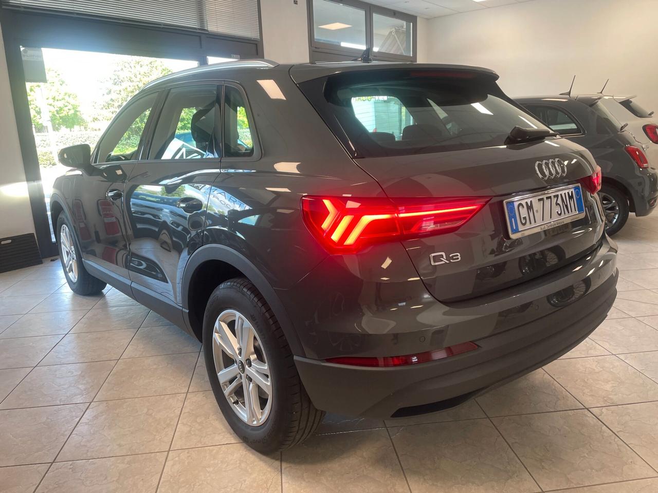 Audi Q3 45 TFSI e S tronic Business PREZZO REALE