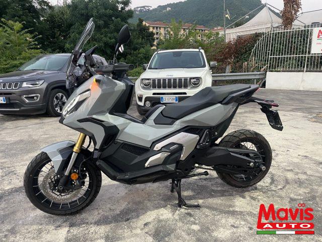 HONDA X-ADV 750 ABS