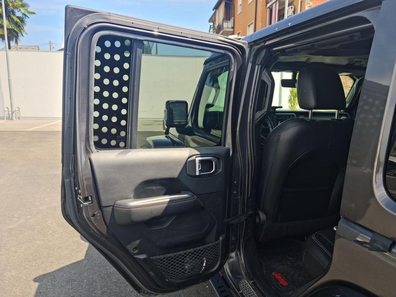 Jeep Wrangler 2.2 crdi sahara #6262