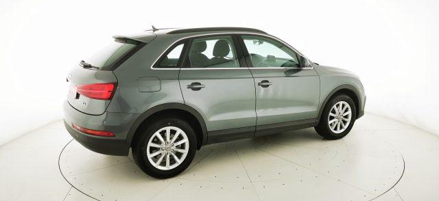 AUDI Q3 2.0 TDI 120 CV Business