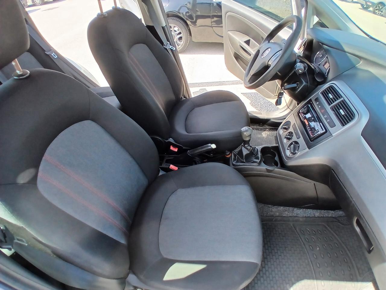 Fiat Punto 1.3 MJET 85CV 2012 OK NEOPATENTATI