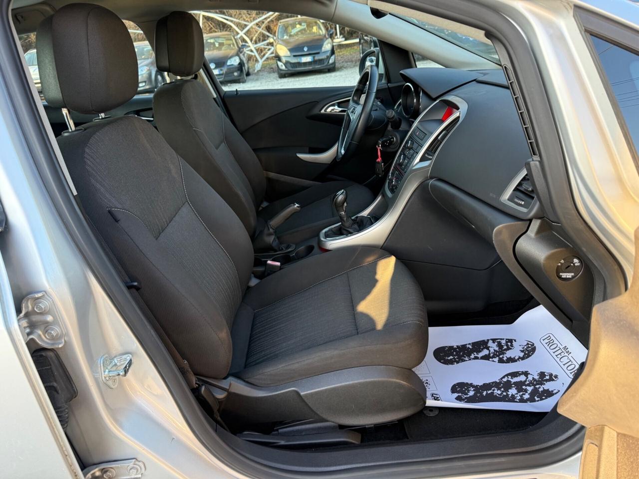 Opel Astra 1.7 CDTI 125CV Sports Tourer Cosmo UNIC