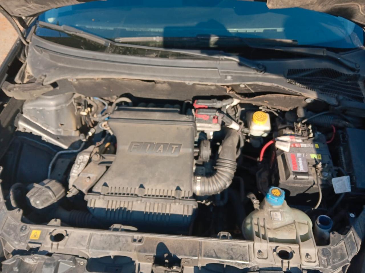 Fiat Grande Punto 14 CC 16 Valvole