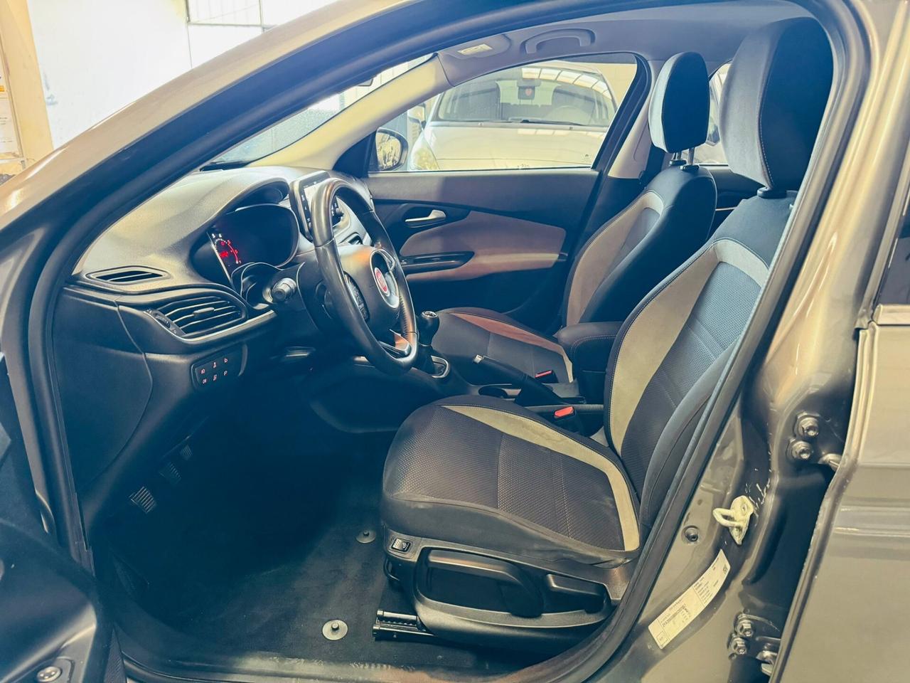 Fiat Tipo 1.3 Mjt S&S 5 porte Business