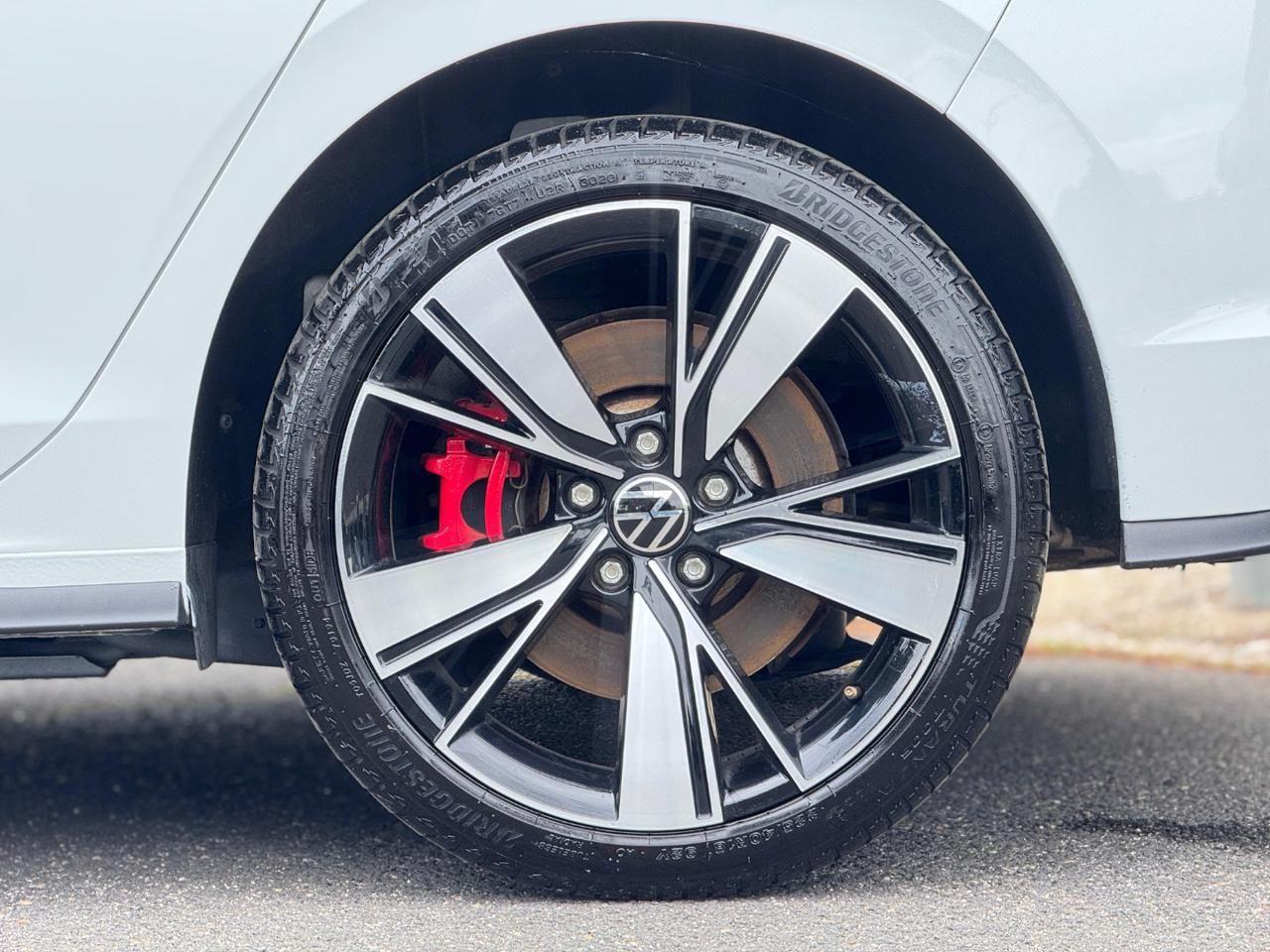 VOLKSWAGEN Golf GTE 245cv Finanziabile