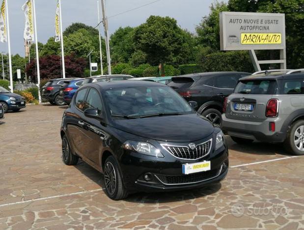 LANCIA Ypsilon 1.0 FireFly 5 porte S&S Hybrid Ec