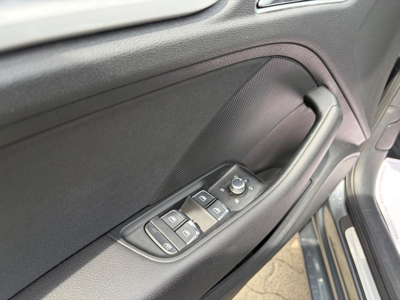 Audi A3 Sedan 2.0 TDI clean diesel Ambition