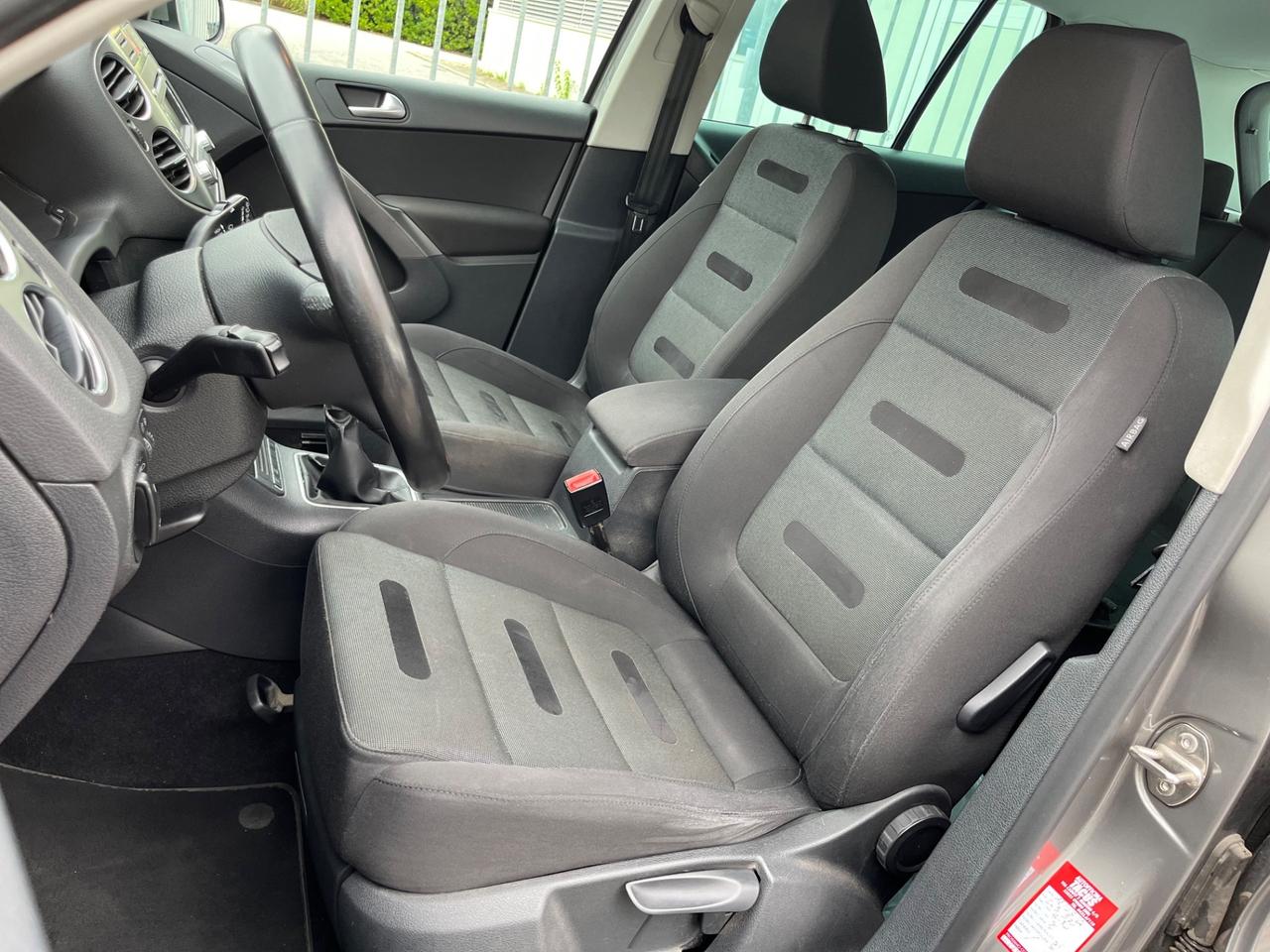 Volkswagen Tiguan 2.0 16V TDI DPF Sport & Style (18°)