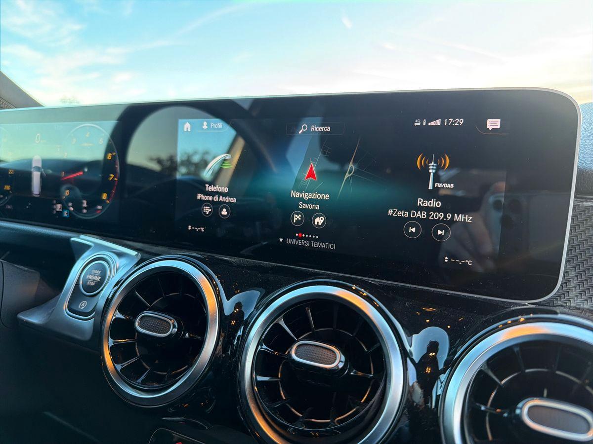 Mercedes-Benz GLB 200 Premium auto