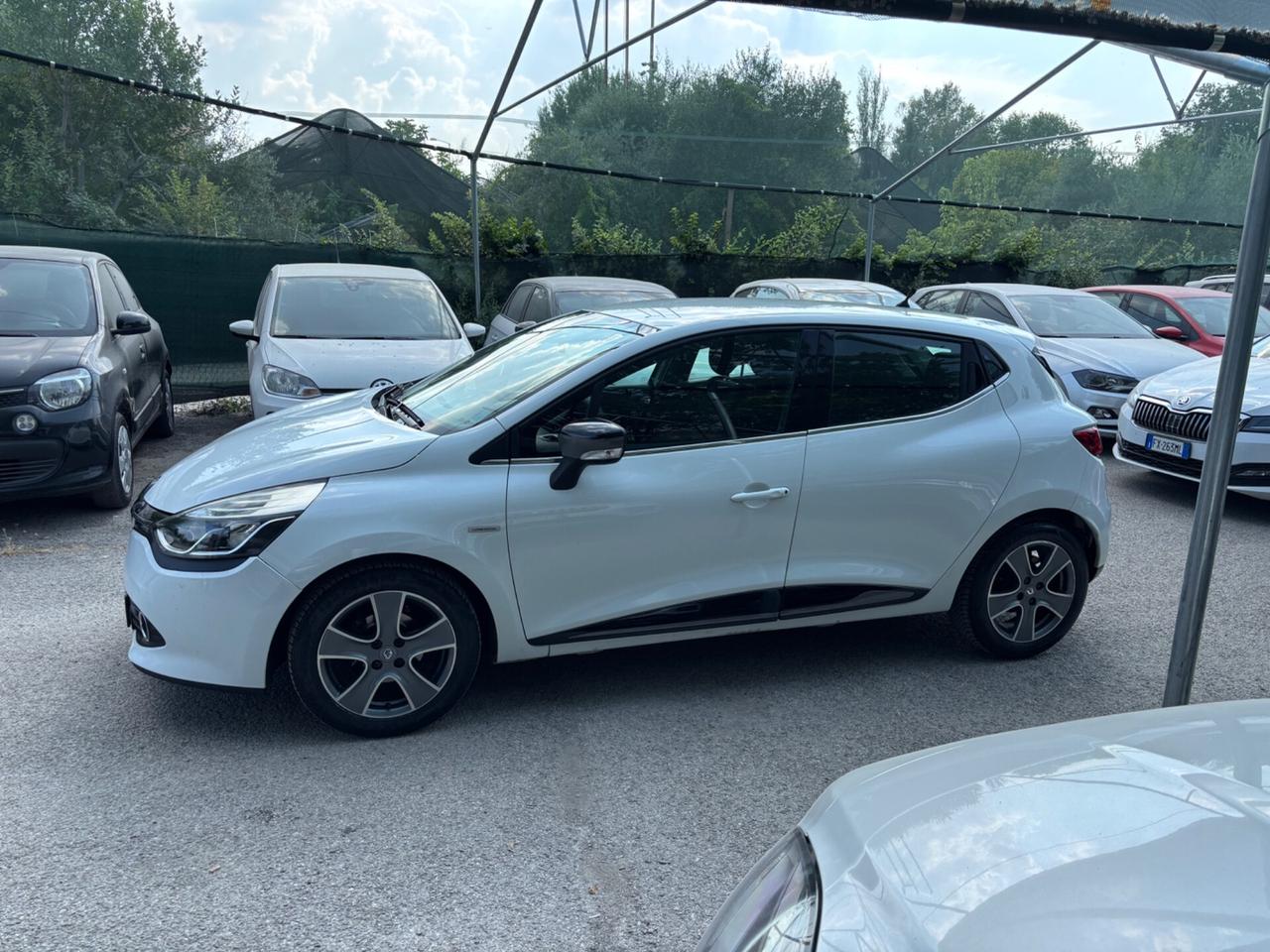 Renault Clio 1.2 75CV 5 porte Costume National