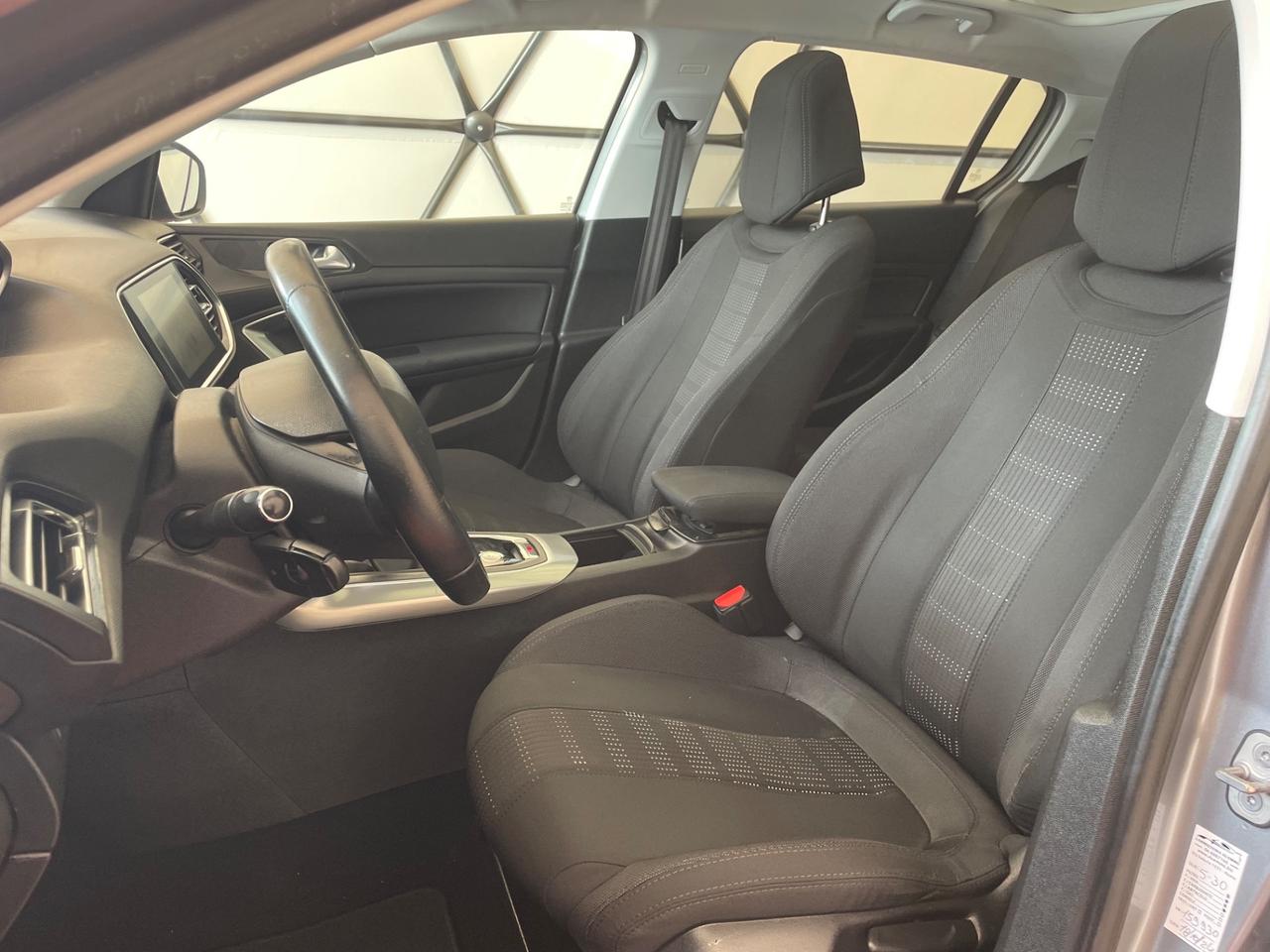 Peugeot 308 BlueHDi 120 S&S EAT6 Allure