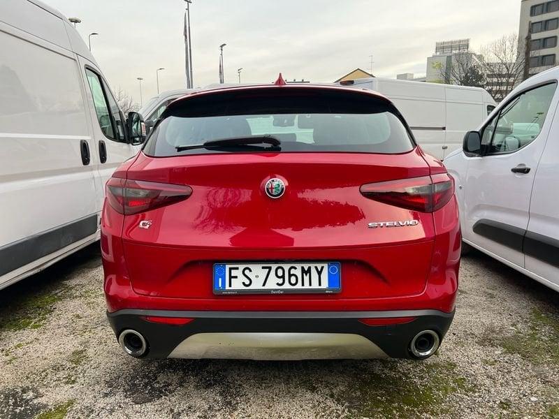 Alfa Romeo Stelvio 2.2 Turbodiesel 210 CV AT8 Q4 Executive