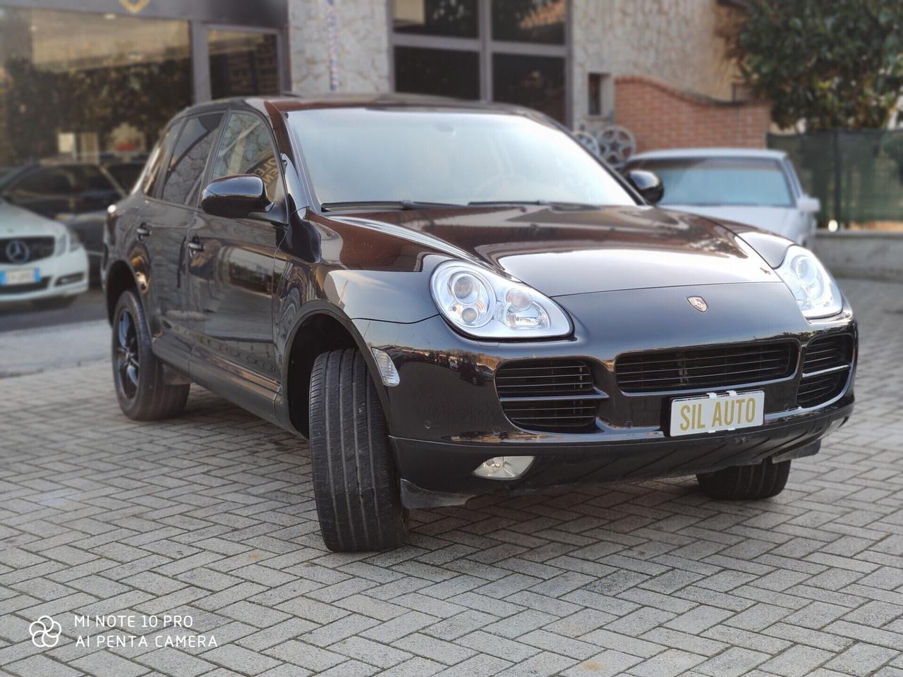 Porsche Cayenne S / 4.5, 340 CV / BENZ.