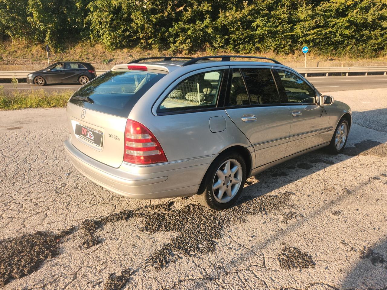 Mercedes-benz C 220 AUTOMATICO 122cv