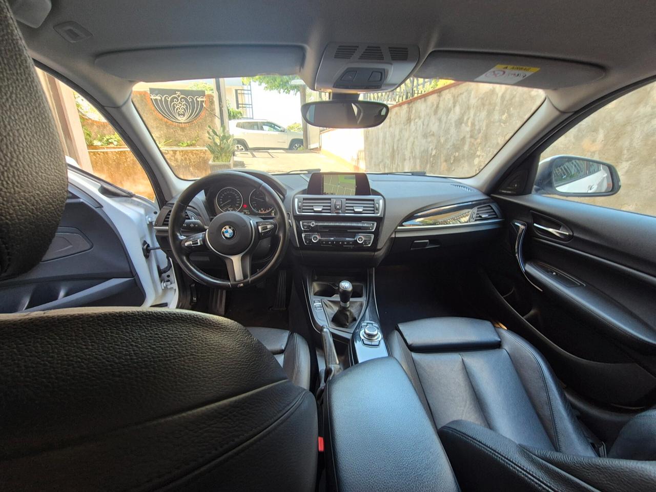 Bmw 120 120d 5p. Urban