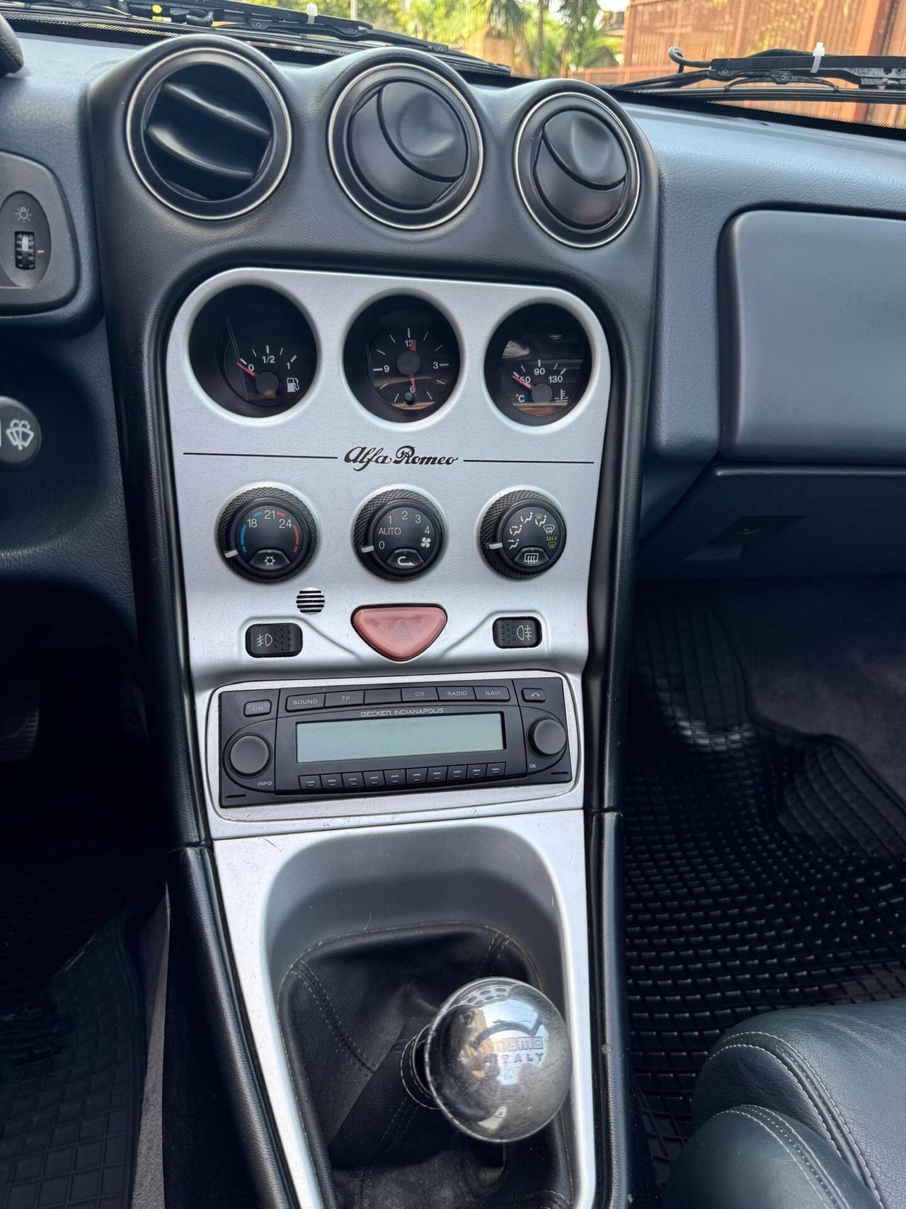 Alfa Romeo Spider Cabrio 2.0 TS 155cv ASI - Oasi Pearl
