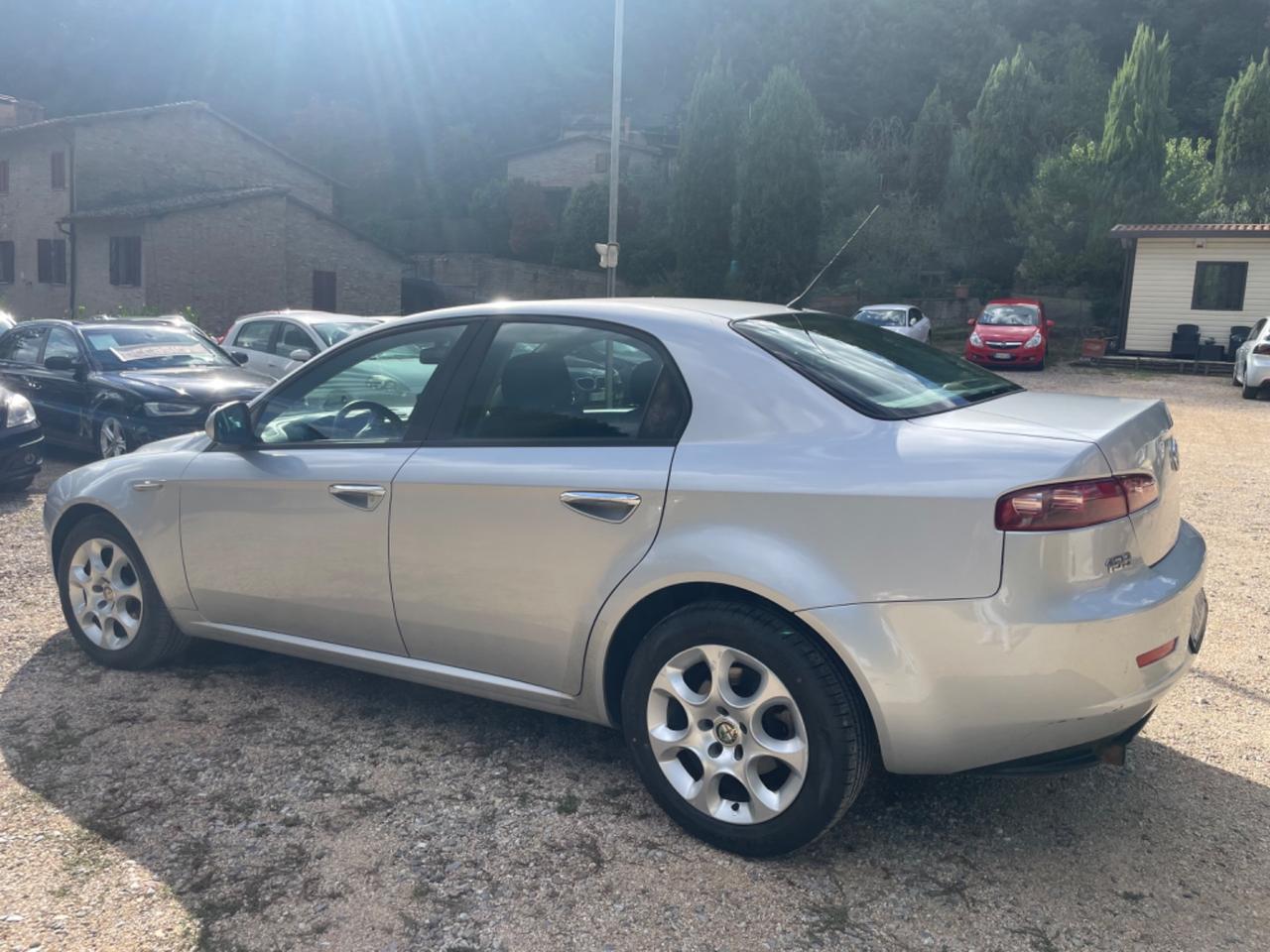 Alfa Romeo 159 1.9 JTDm Distinctive