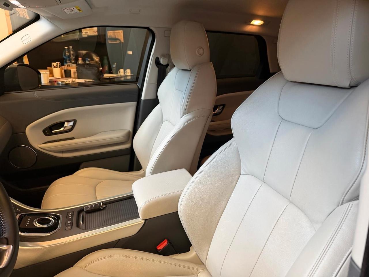 Land Rover Range Evoque 2.0 TD4 150 CV 5p. Business Edition Pure