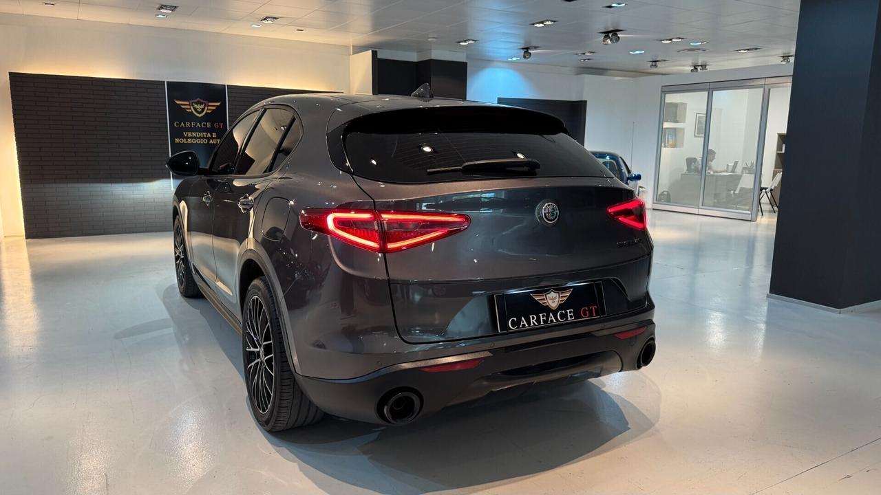 Alfa Romeo Stelvio 2.2 190CV RWD - 2021