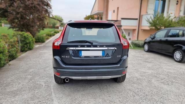 Volvo XC 60 XC60 D5 AWD Geartronic R-design
