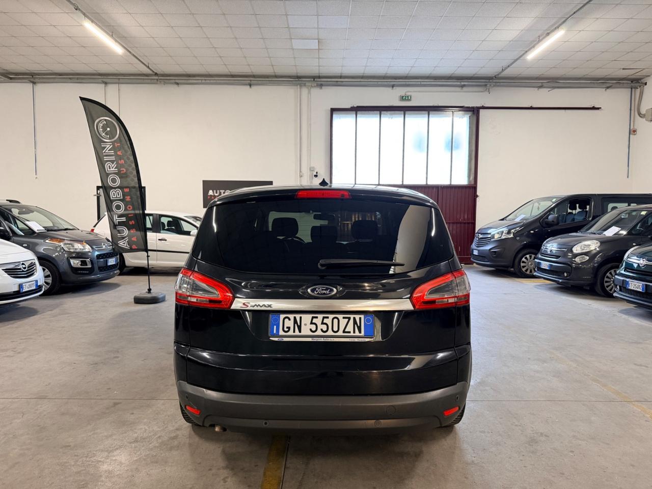Ford S-Max 2.0 TDCi 140CV Powershift 7 posti Business Nav