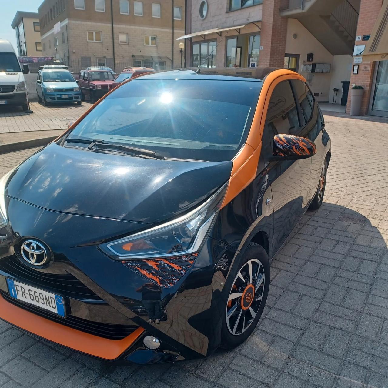 AYGO 1.0 BENZINA/GPL PERFETTA