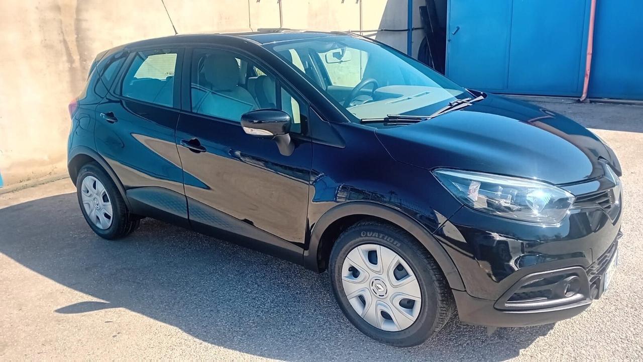 Renault captur 1.5 dci-12/2014