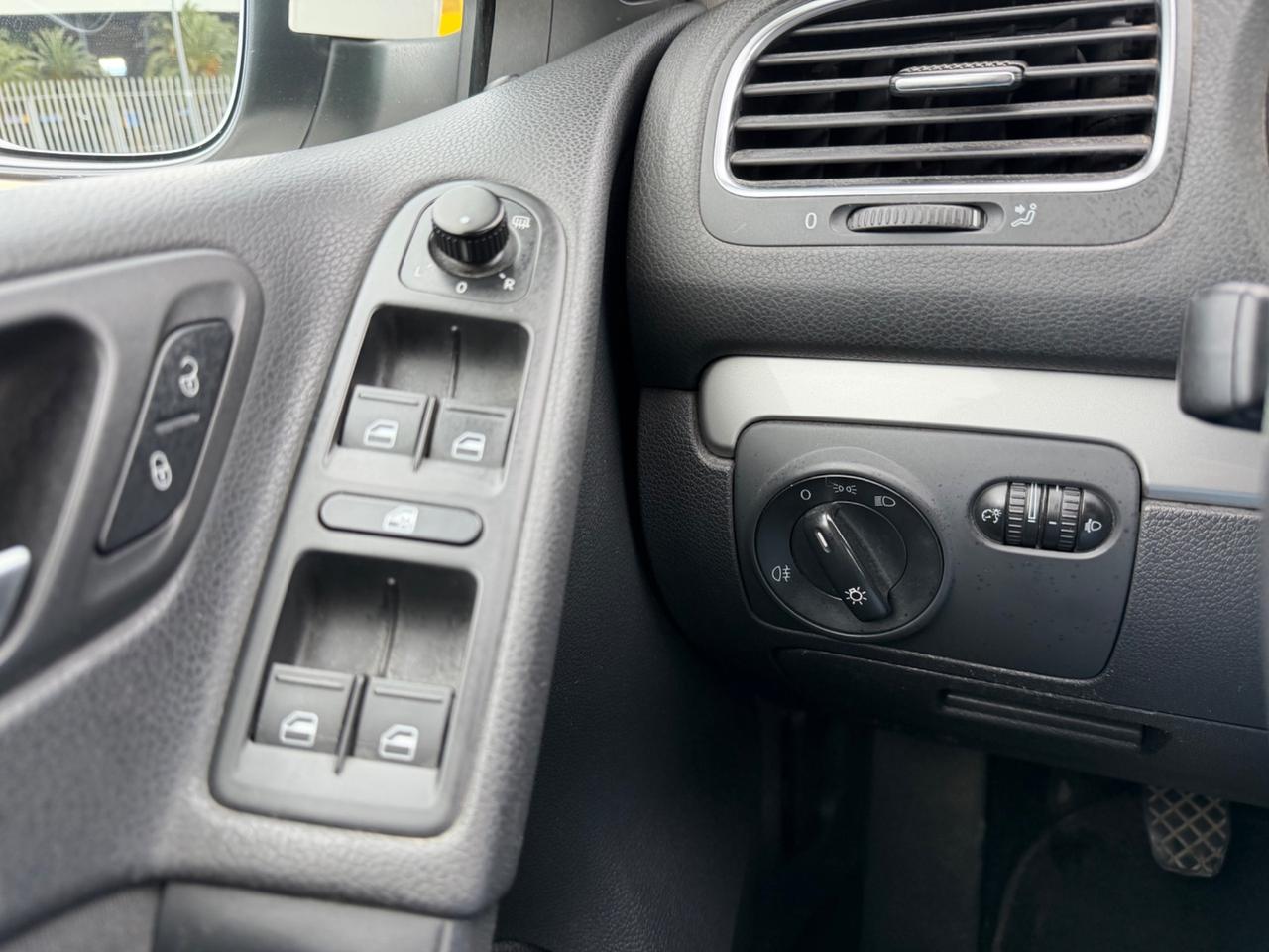 Volkswagen Golf 1.4 5p. United