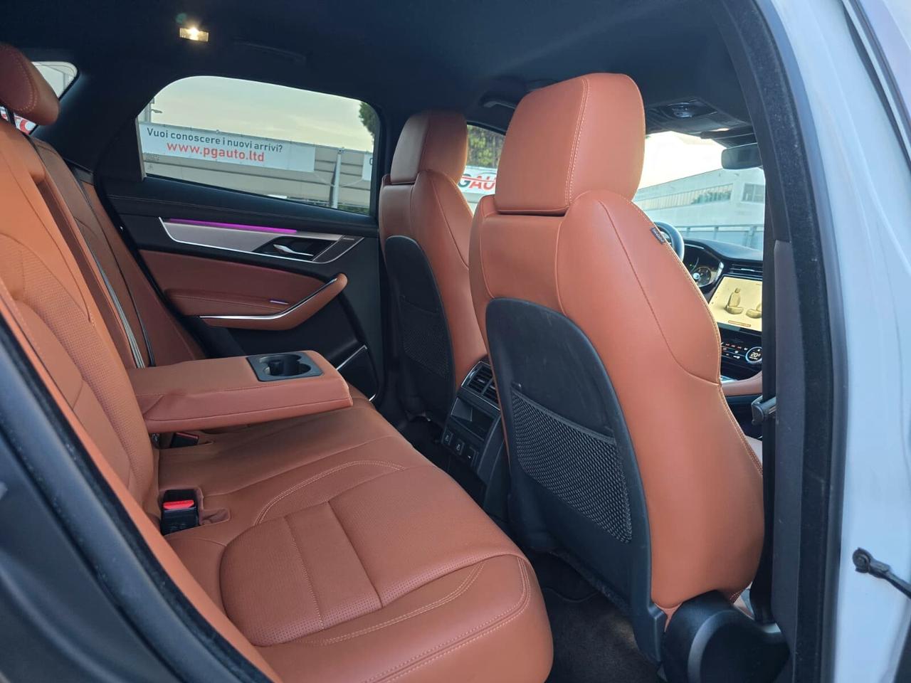 Jaguar F-Pace 2.0 D 204 CV AWD aut. R-Dynamic SE