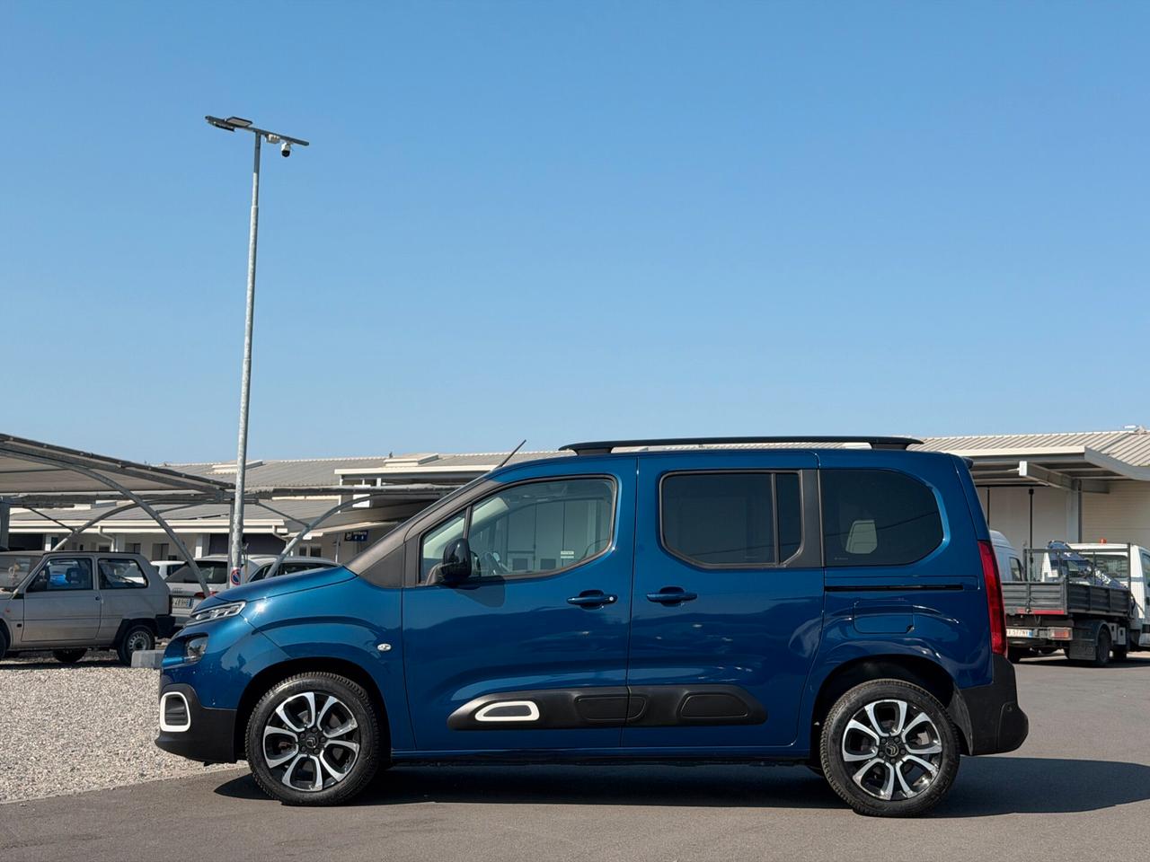 Citroen Berlingo BlueHDi 130 Stop&Start EAT8 M Shine